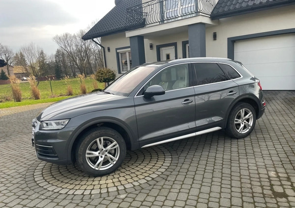 Audi Q5 cena 150060 przebieg: 85000, rok produkcji 2017 z Radomyśl Wielki małe 326